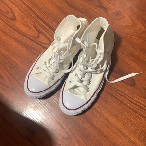 Please check the pictures all details